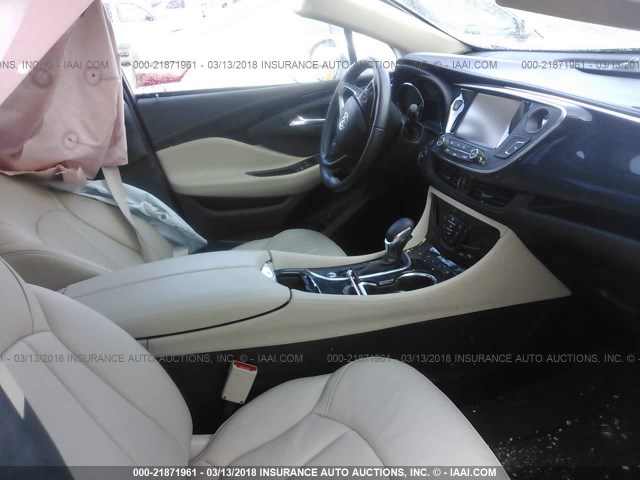 LRBFXBSA8HD070775 - 2017 BUICK ENVISION ESSENCE Արծաթագույն լուսանկար 5