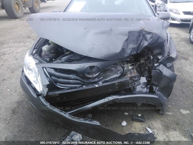 4T1BF3EK0BU202718 - 2011 TOYOTA CAMRY SE/LE/XLE Сұр фото 6