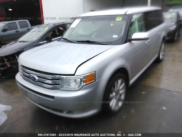 2FMGK5DC8BBD28600 - 2011 FORD FLEX LIMITED SILVER photo 2