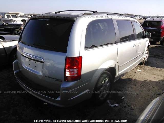 2A4RR5D16AR214070 - 2010 CHRYSLER TOWN & COUNTRY TOURING SILVER photo 4