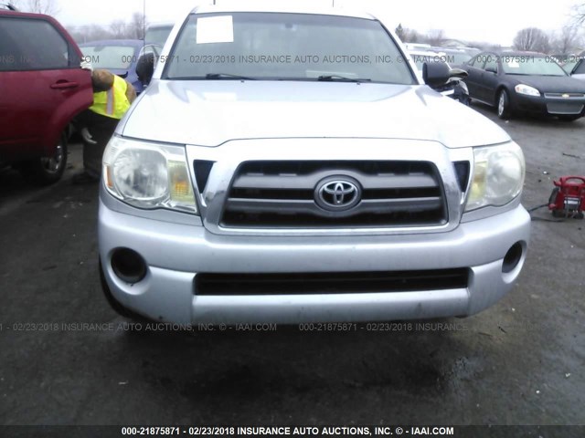 5TETX4CN4AZ714187 - 2010 TOYOTA TACOMA ACCESS CAB Silber Foto 6