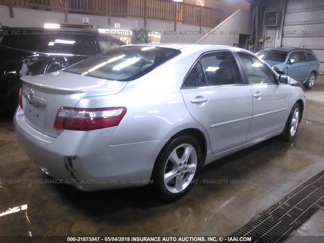 JTNBE46K973041161 - 2007 TOYOTA CAMRY NEW GENERAT CE/LE/XLE/SE SILVER photo 4