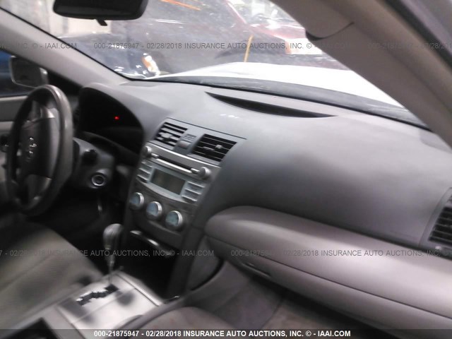 JTNBE46K973041161 - 2007 TOYOTA CAMRY NEW GENERAT CE/LE/XLE/SE SILVER photo 5