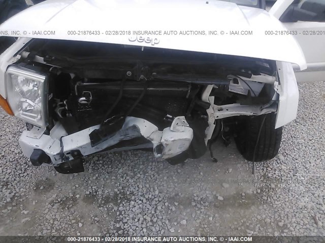 1J4RH4GK0AC113875 - 2010 JEEP COMMANDER SPORT Weiß Foto 6