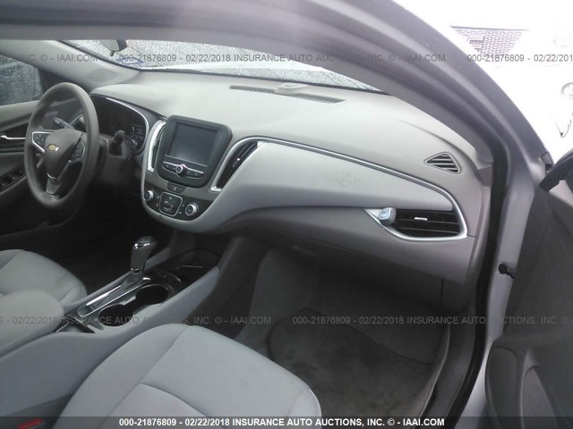 1G1ZB5ST0GF180067 - 2016 CHEVROLET MALIBU LS ვერცხლისფერი ფოტო 5