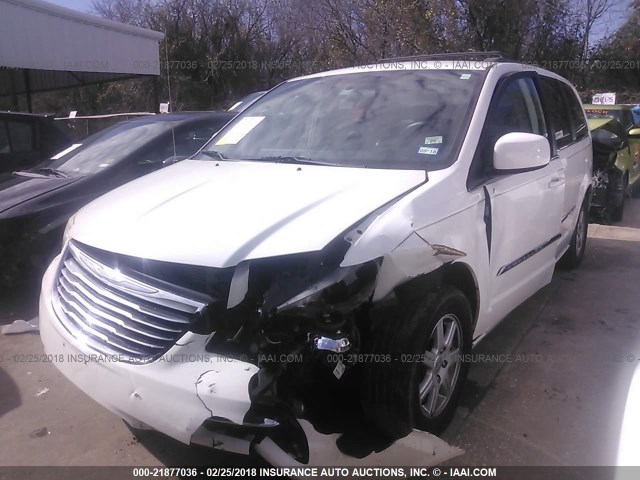 2A4RR5DG2BR768356 - 2011 CHRYSLER TOWN & COUNTRY TOURING WHITE photo 2