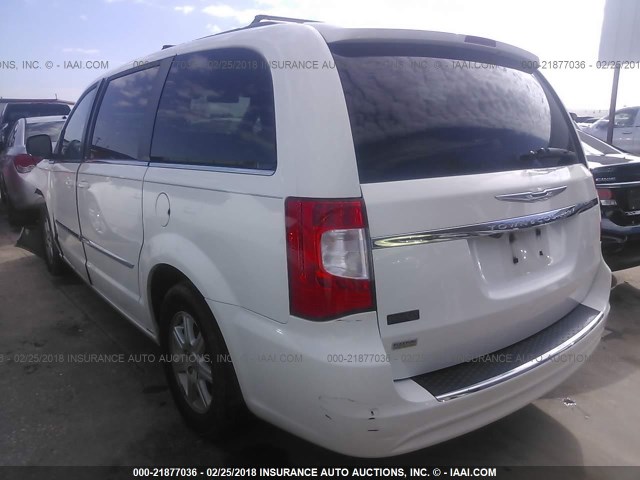 2A4RR5DG2BR768356 - 2011 CHRYSLER TOWN & COUNTRY TOURING WHITE photo 3