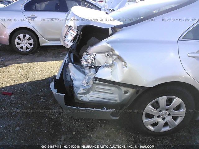 4T1BF3EKXBU735014 - 2011 TOYOTA CAMRY SE/LE/XLE Серебристый фото 6