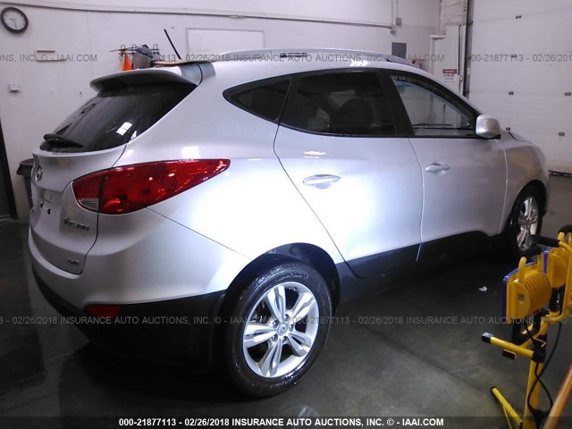 KM8JUCAC7BU121635 - 2011 HYUNDAI TUCSON GLS/LIMITED SILVER photo 4