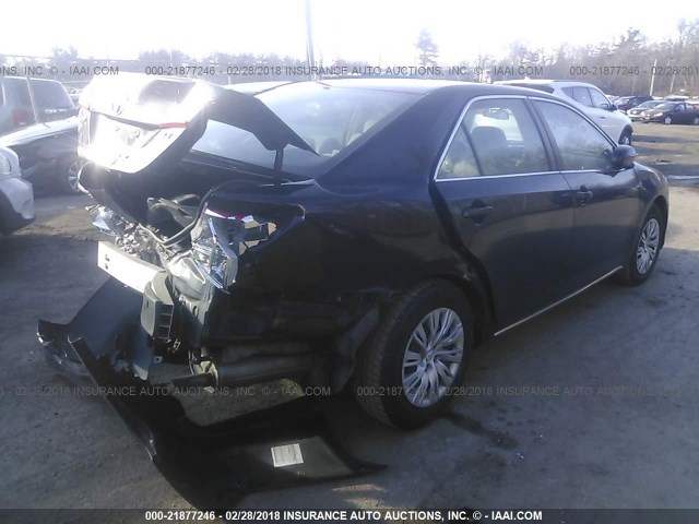 4T1BF1FK0CU072606 - 2012 TOYOTA CAMRY SE/LE/XLE BLACK photo 4