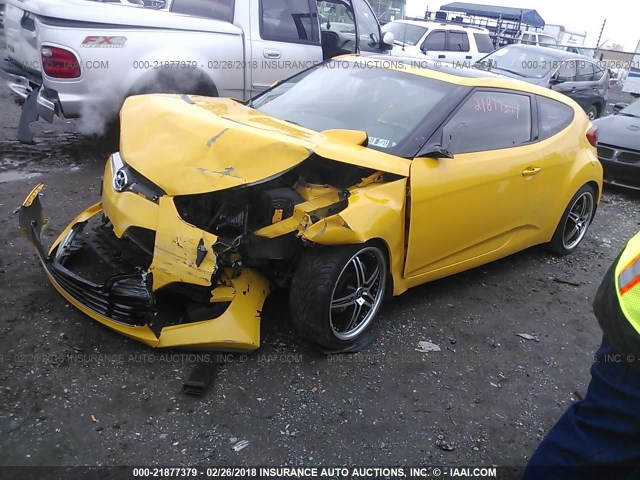 KMHTC6AD1CU022736 - 2012 HYUNDAI VELOSTER YELLOW photo 2