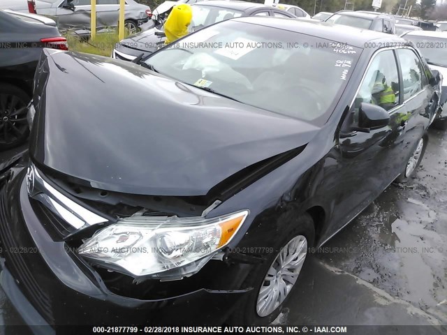 4T4BF1FK0CR231940 - 2012 TOYOTA CAMRY SE/LE/XLE 黑色 照片 2