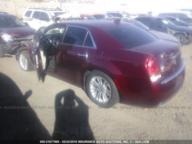 2C3CCAEGXGH269892 - 2016 CHRYSLER 300C RED photo 3