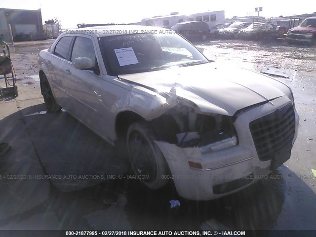 2C3KK53G47H882955 - 2007 CHRYSLER 300 TOURING WHITE photo 1