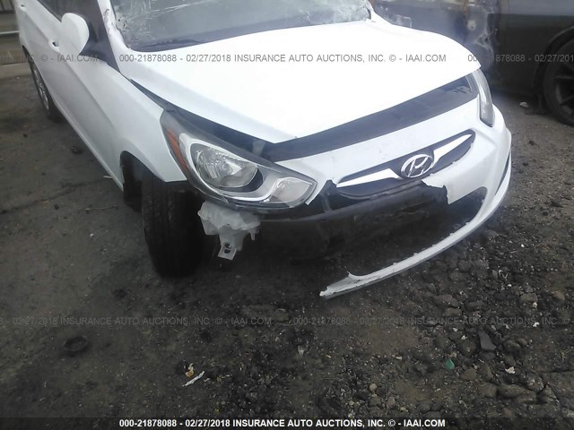 KMHCT5AE4DU106618 - 2013 HYUNDAI ACCENT GLS/GS WHITE photo 6