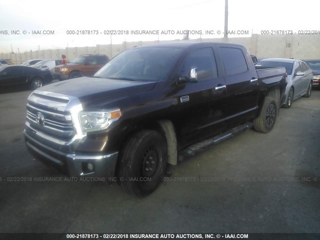 5TFGW5F18GX192442 - 2016 TOYOTA TUNDRA CREWMAX 1794/PLATINUM 橙色 照片 2