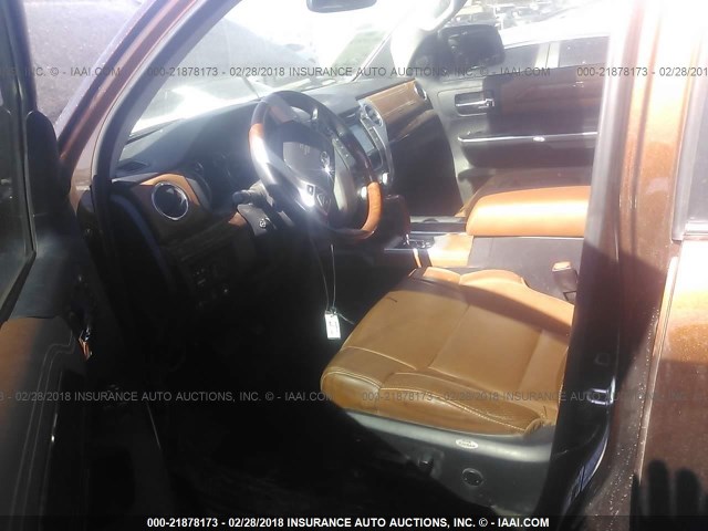 5TFGW5F18GX192442 - 2016 TOYOTA TUNDRA CREWMAX 1794/PLATINUM 橙色 照片 5