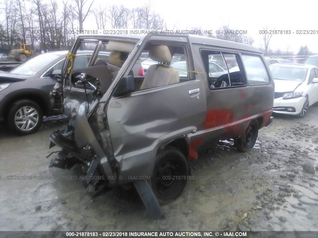 JT4YR29V8G5007746 - 1986 TOYOTA VAN WAGON CARGO BROWN photo 2