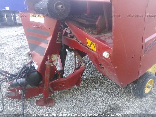 942185 - 1997 NEW HOLLAND 664  RED photo 10