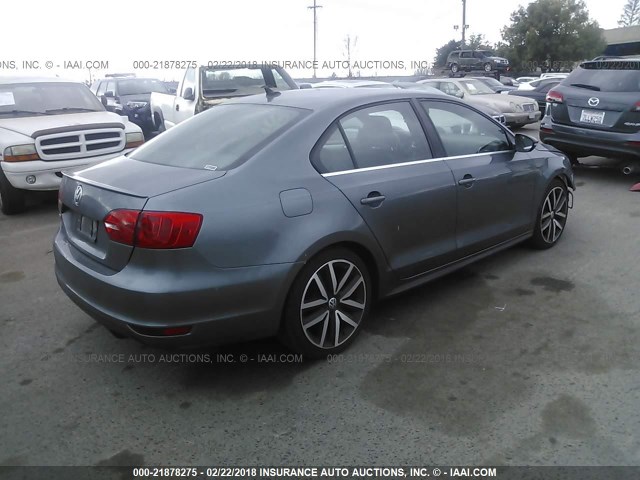 3VW4A7AJ8DM417879 - 2013 VOLKSWAGEN JETTA GLI GRAY photo 4