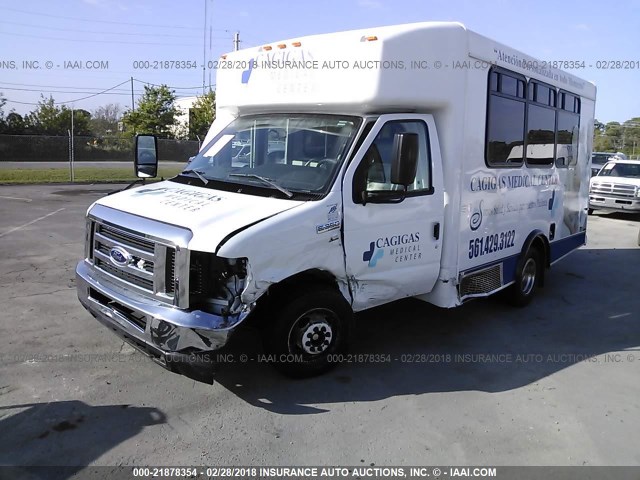 1FDEE3FL3GDC12366 - 2016 FORD E350 WHITE photo 2