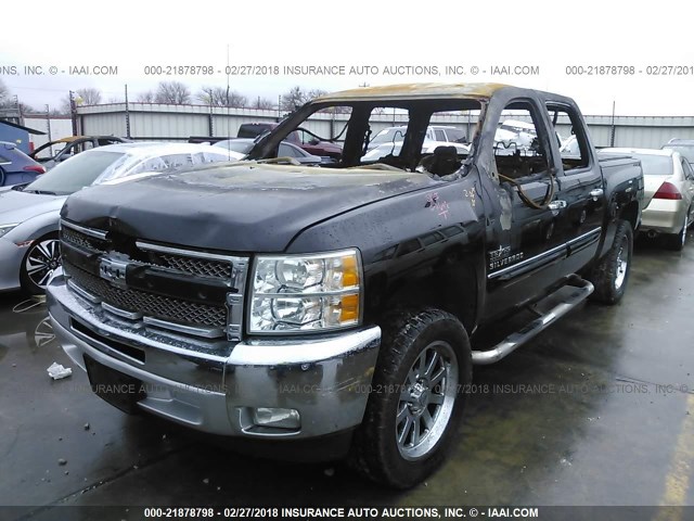 3GCPCSE03DG374761 - 2013 CHEVROLET SILVERADO C1500 LT BLACK photo 2