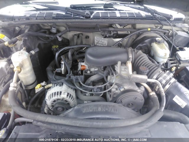 1GCCS19W718255204 - 2001 CHEVROLET S TRUCK S10 SILVER photo 10