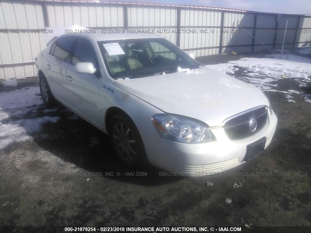 1G4HD57207U173849 - 2007 BUICK LUCERNE CXL WHITE photo 1