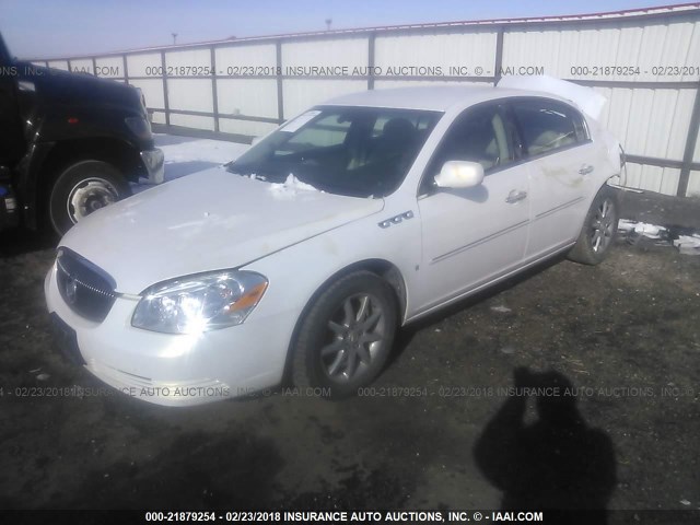 1G4HD57207U173849 - 2007 BUICK LUCERNE CXL WHITE photo 2