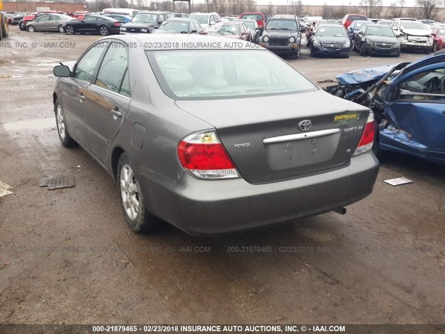 4T1BF30K35U592547 - 2005 TOYOTA CAMRY LE/XLE/SE 灰色 照片 3