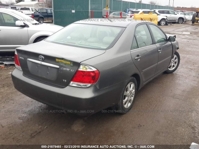 4T1BF30K35U592547 - 2005 TOYOTA CAMRY LE/XLE/SE 灰色 照片 4