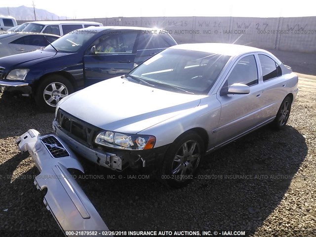 YV1RS592162523957 - 2006 VOLVO S60 2.5T SILVER photo 2