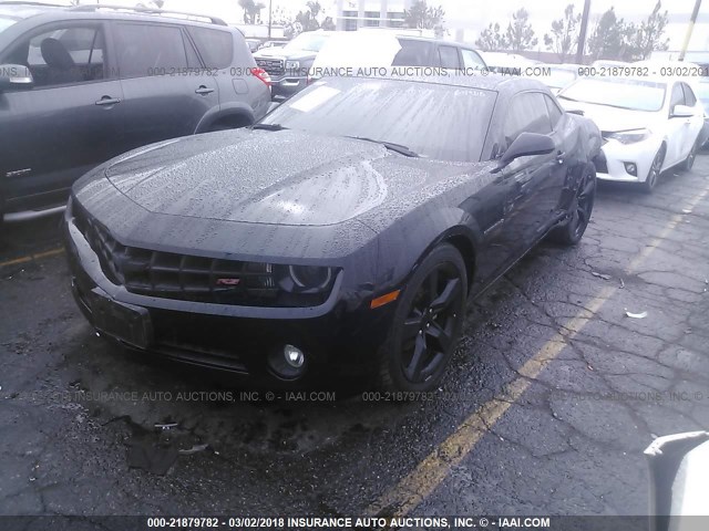 2G1FB1ED9B9136716 - 2011 CHEVROLET CAMARO LT BLACK photo 2