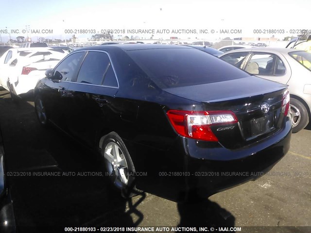 4T1BF1FK9DU219037 - 2013 TOYOTA CAMRY L/SE/LE/XLE BLACK photo 3
