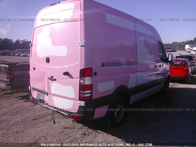 WD3PE7DC3FP172286 - 2015 MERCEDES-BENZ SPRINTER 2500 PINK photo 4