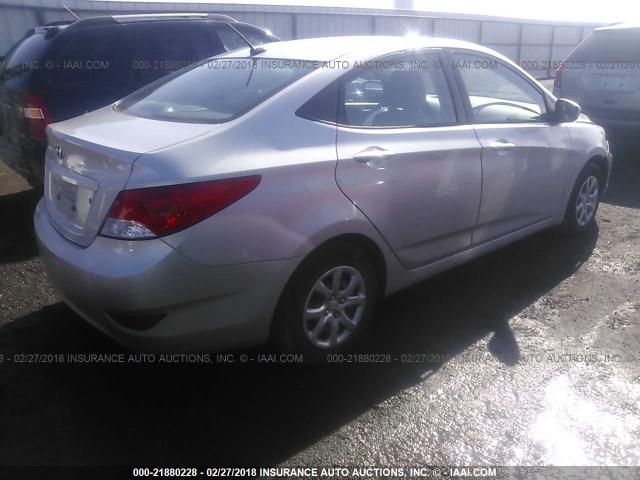 KMHCT4AE3DU502033 - 2013 HYUNDAI ACCENT GLS/GS SILVER photo 4