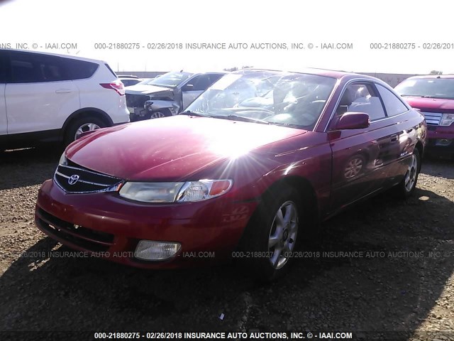 2T1CF28P61C537083 - 2001 TOYOTA CAMRY SOLARA SE/SLE RED photo 2