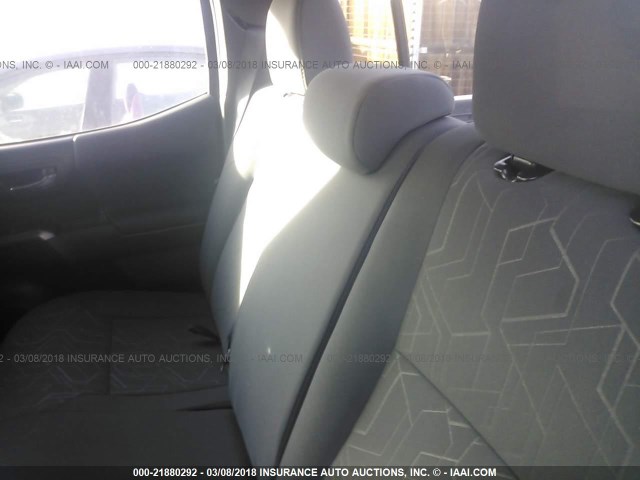 3TMCZ5AN2HM087886 - 2017 TOYOTA TACOMA DBL CAB/SR/TRDSPT/OR/PRO ნაცრისფერი ფოტო 8