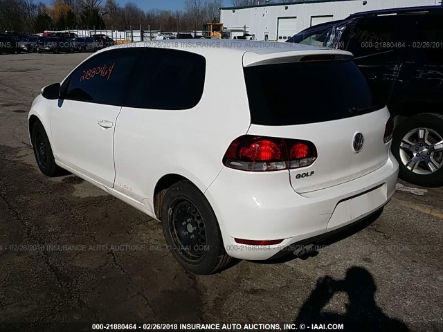 WVWAB7AJ2BW336537 - 2011 VOLKSWAGEN GOLF WHITE photo 3