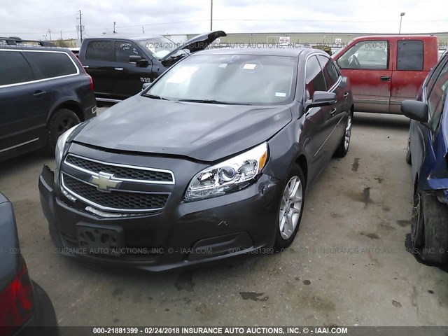 1G11C5SA0DF133044 - 2013 CHEVROLET MALIBU 1LT 灰色 照片 2