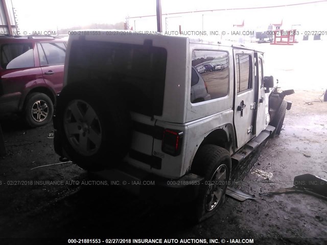 1J4BA5H1XBL637263 - 2011 JEEP WRANGLER UNLIMITE SAHARA WHITE photo 4