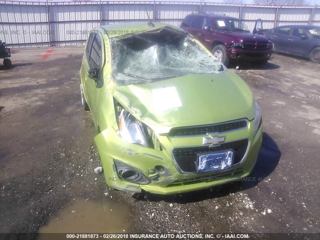 KL8CD6S94DC507433 - 2013 CHEVROLET SPARK 1LT Зеленый фото 6