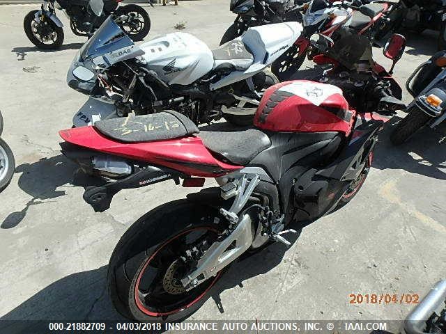 JH2PC4067BK400136 - 2011 HONDA CBR600 RR RED photo 4