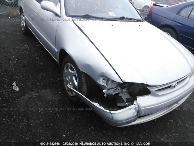 2T1BR12E4YC347586 - 2000 TOYOTA COROLLA VE/CE/LE 银色 照片 6
