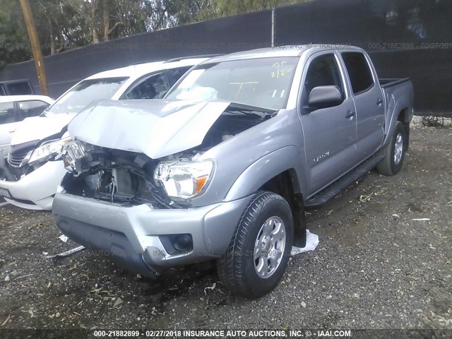 5TFJX4GN4EX034854 - 2014 TOYOTA TACOMA DOUBLE CAB 银色 照片 2