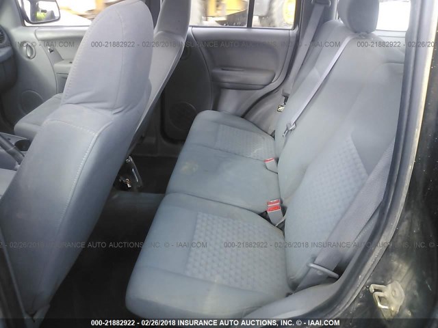 1J4GK48K95W704315 - 2005 JEEP LIBERTY SPORT 黑色 照片 8