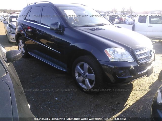 4JGBB8GB0BA657690 - 2011 MERCEDES-BENZ ML 350 4MATIC BLACK photo 1