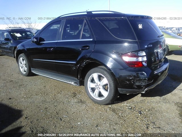 4JGBB8GB0BA657690 - 2011 MERCEDES-BENZ ML 350 4MATIC BLACK photo 3