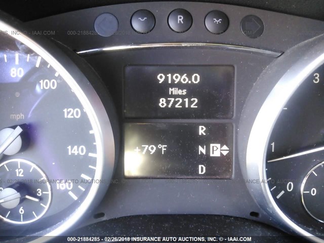 4JGBB8GB0BA657690 - 2011 MERCEDES-BENZ ML 350 4MATIC BLACK photo 7