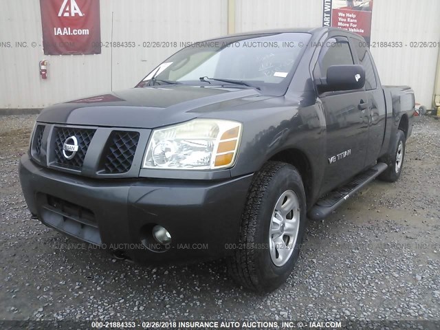 1N6BA06A85N541391 - 2005 NISSAN TITAN XE/SE/LE GRAY photo 2